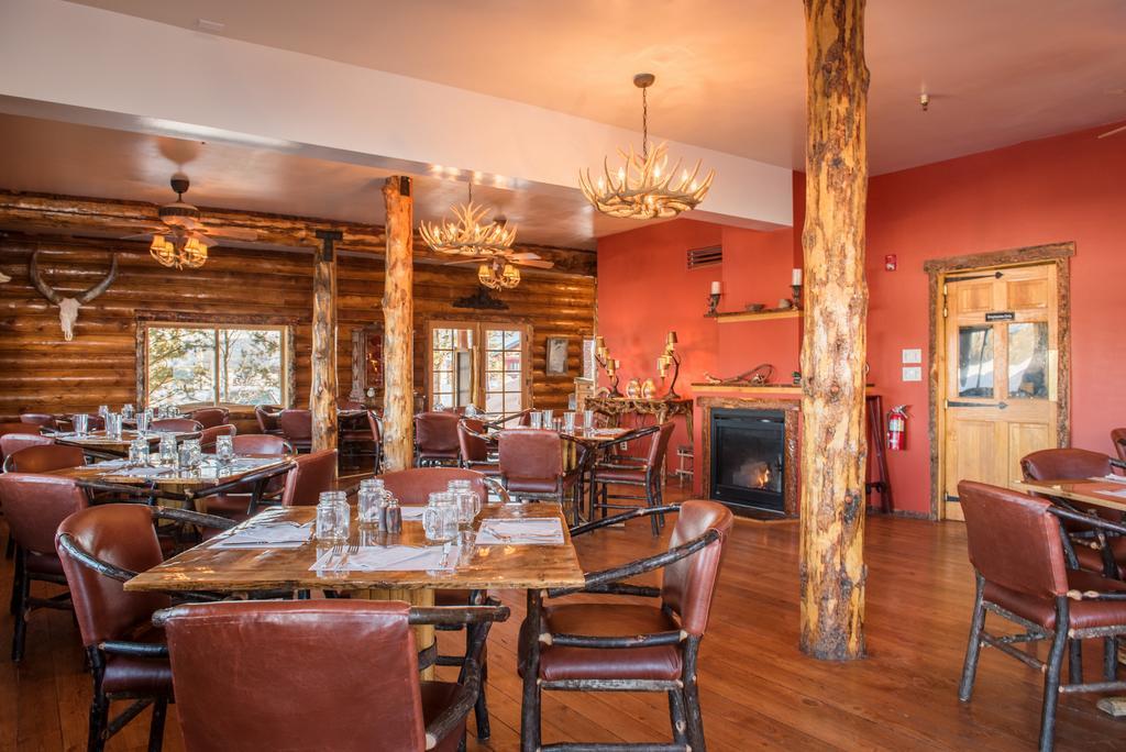 Bar N Ranch Villa West Yellowstone Buitenkant foto