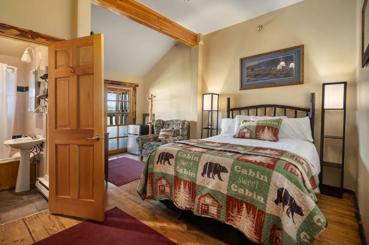 Bar N Ranch Villa West Yellowstone Buitenkant foto