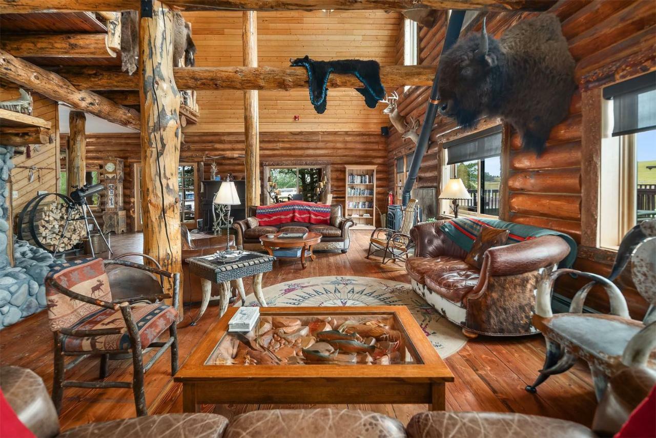 Bar N Ranch Villa West Yellowstone Buitenkant foto