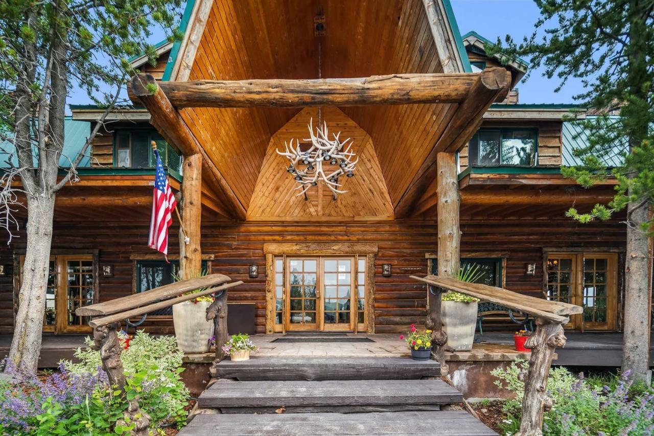 Bar N Ranch Villa West Yellowstone Buitenkant foto