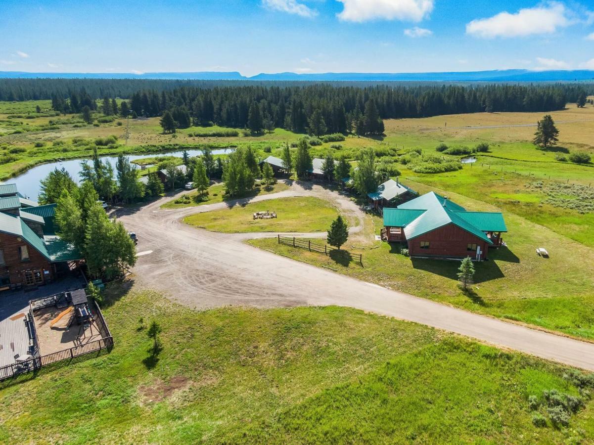 Bar N Ranch Villa West Yellowstone Buitenkant foto